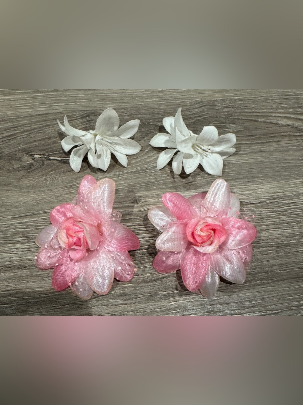 Pink & White Floral Hair Clips Sets - Like New